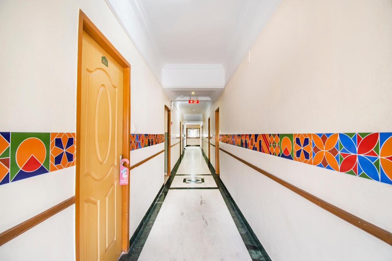 Fabhotel Metro Manor Central Station 첸나이 외부 사진